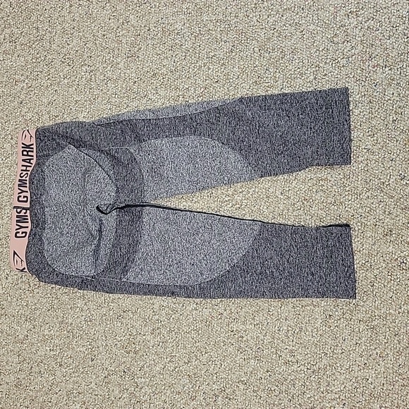 Gymshark Flex Womens Capri Sz Small Pink And Grey - Picture 2 of 4